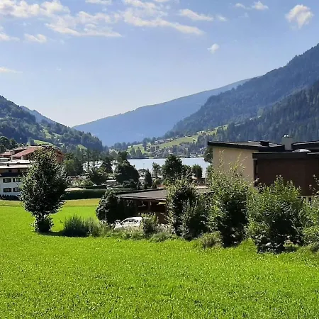 In Feld Am With Terrace Holiday home